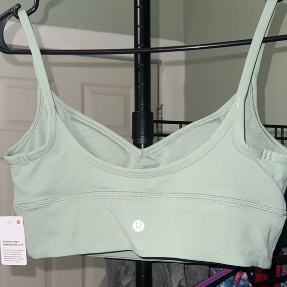 Lululemon Align™ Sweetheart Bra
Light Support, A/B Cup *NWT 10/Palm Court - Picture 4 of 5